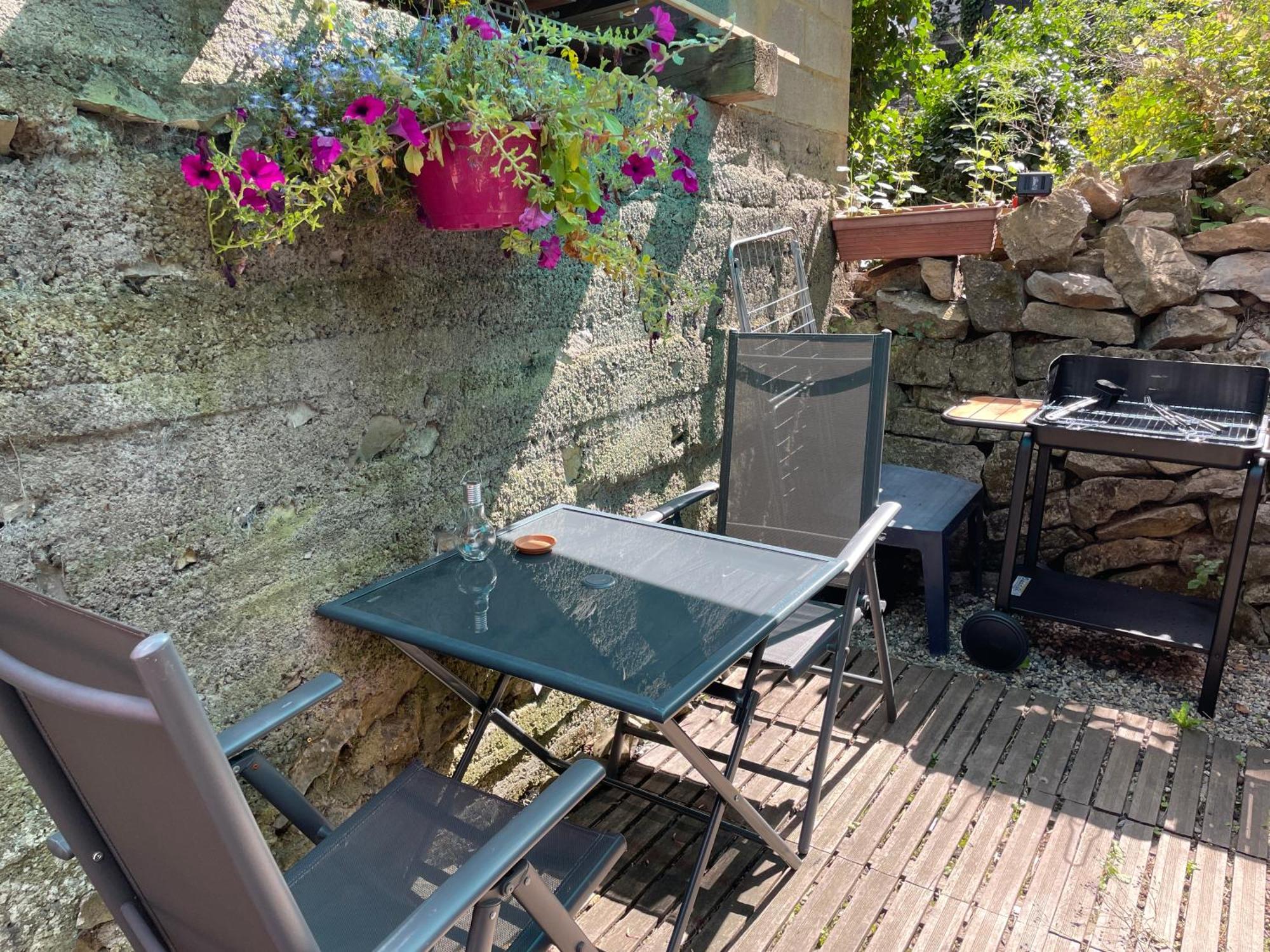 L'Arizona Dinant - Studio Montana - Barbecue, Free Parking, Dog Ok מראה חיצוני תמונה